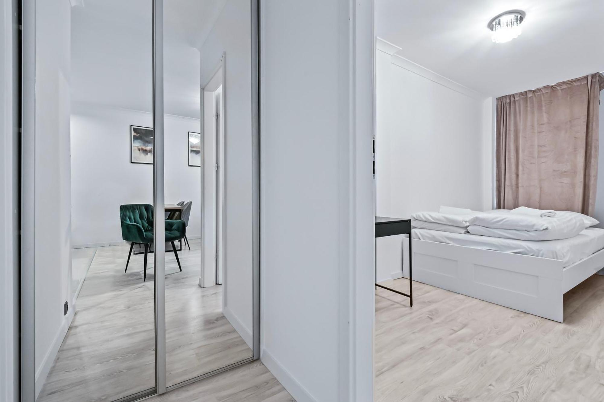 Rentplanet - Apartament Muranow Warszawa Exteriör bild
